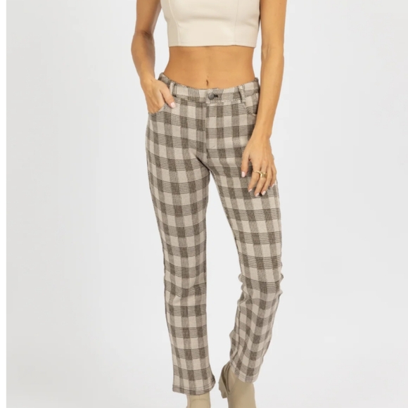 NWT Neutral textured high-rise pants - Picture 1 of 7